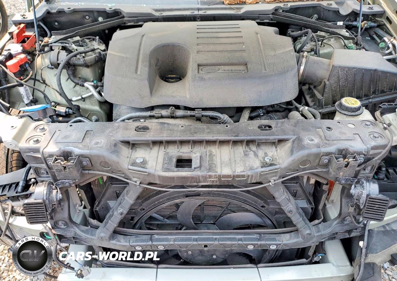 2021 Land Rover Defender VIN:SALEV6RU5M2051707 - 12