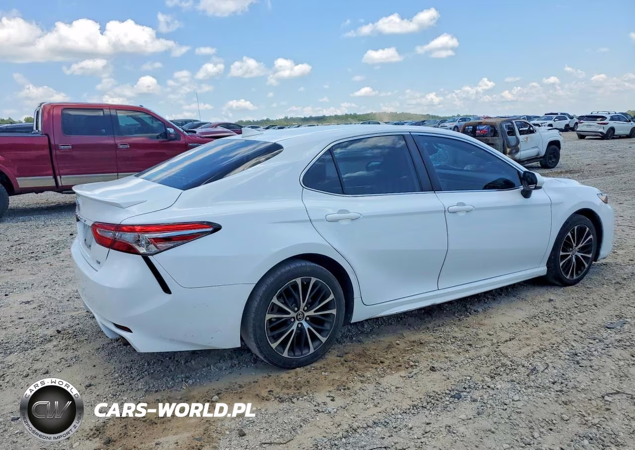 2019 Toyota Camry Se VIN:4T1B11HK6KU788825 - 3