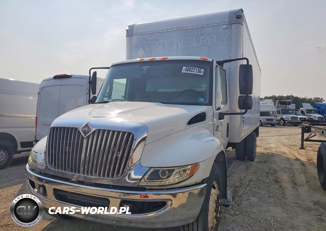 2007 International 4200 Box Truck