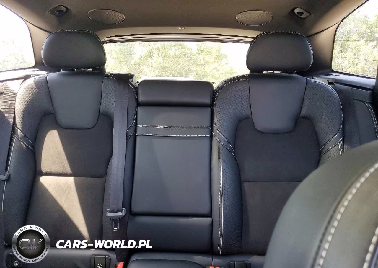 2019 Volvo Xc60 T8 R-Design VIN:LYVBR0DM0KB238187 - 10