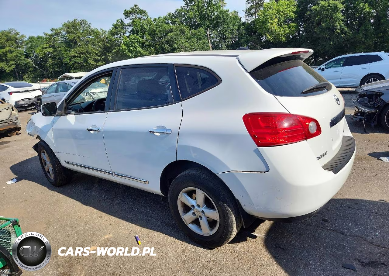 2013 Nissan Rogue S VIN:JN8AS5MT2DW553160 - 2