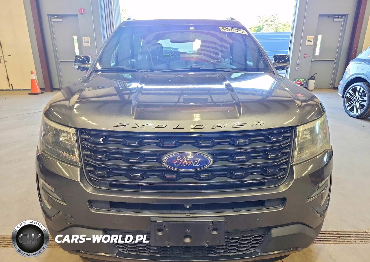 2016 Ford Explorer Sport VIN:1FM5K8GT1GGA21824 - 5
