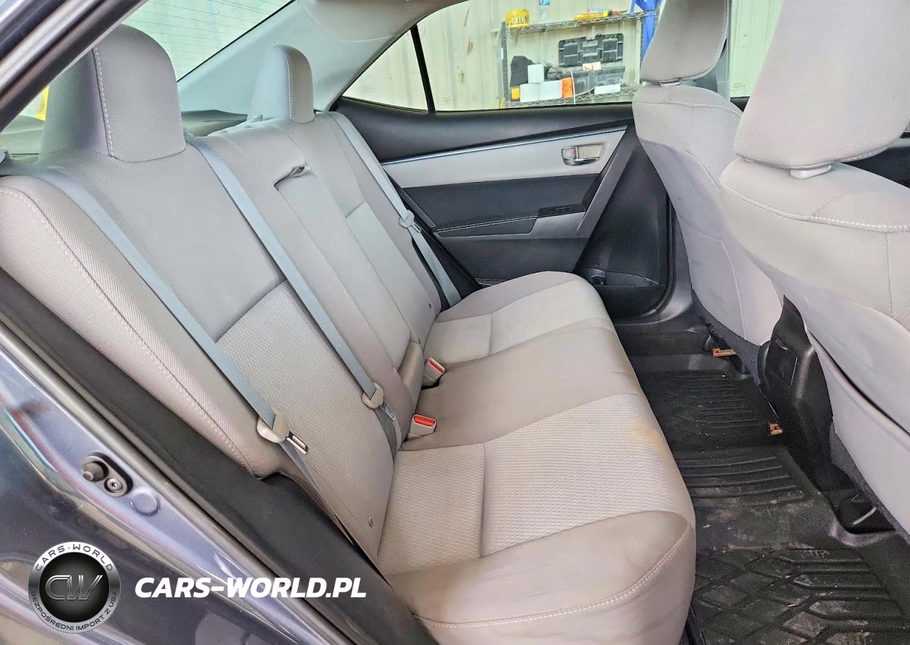 2015 Toyota Corolla Le VIN:5YFBURHEXFP357606 - 10