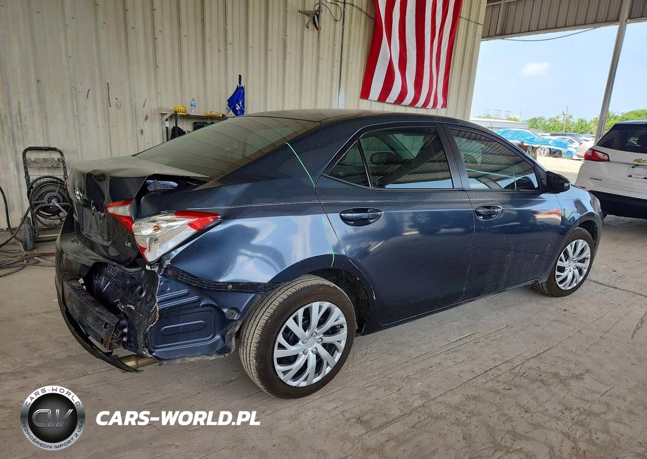 2015 Toyota Corolla Le VIN:5YFBURHEXFP357606 - 3