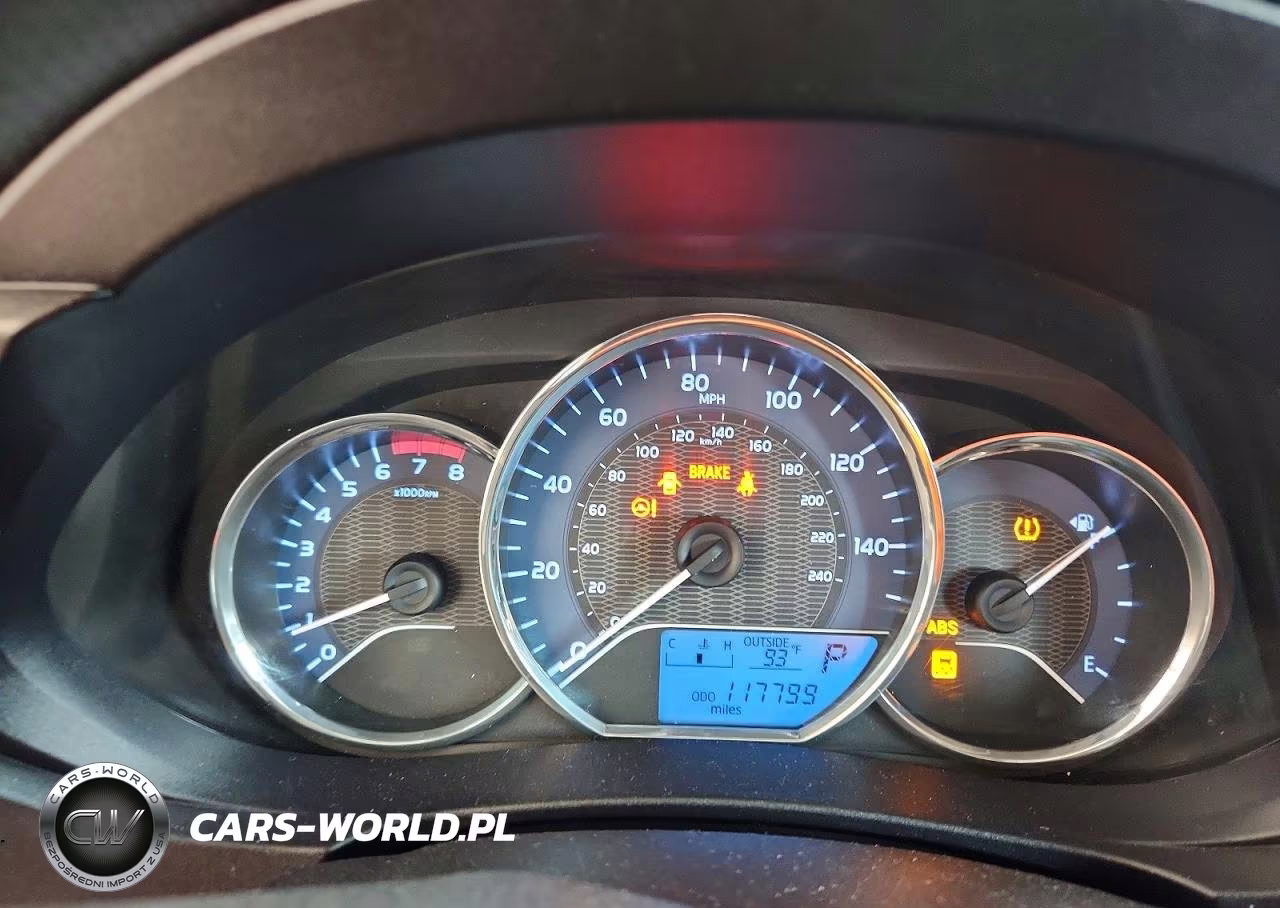 2015 Toyota Corolla Le VIN:5YFBURHEXFP357606 - 9