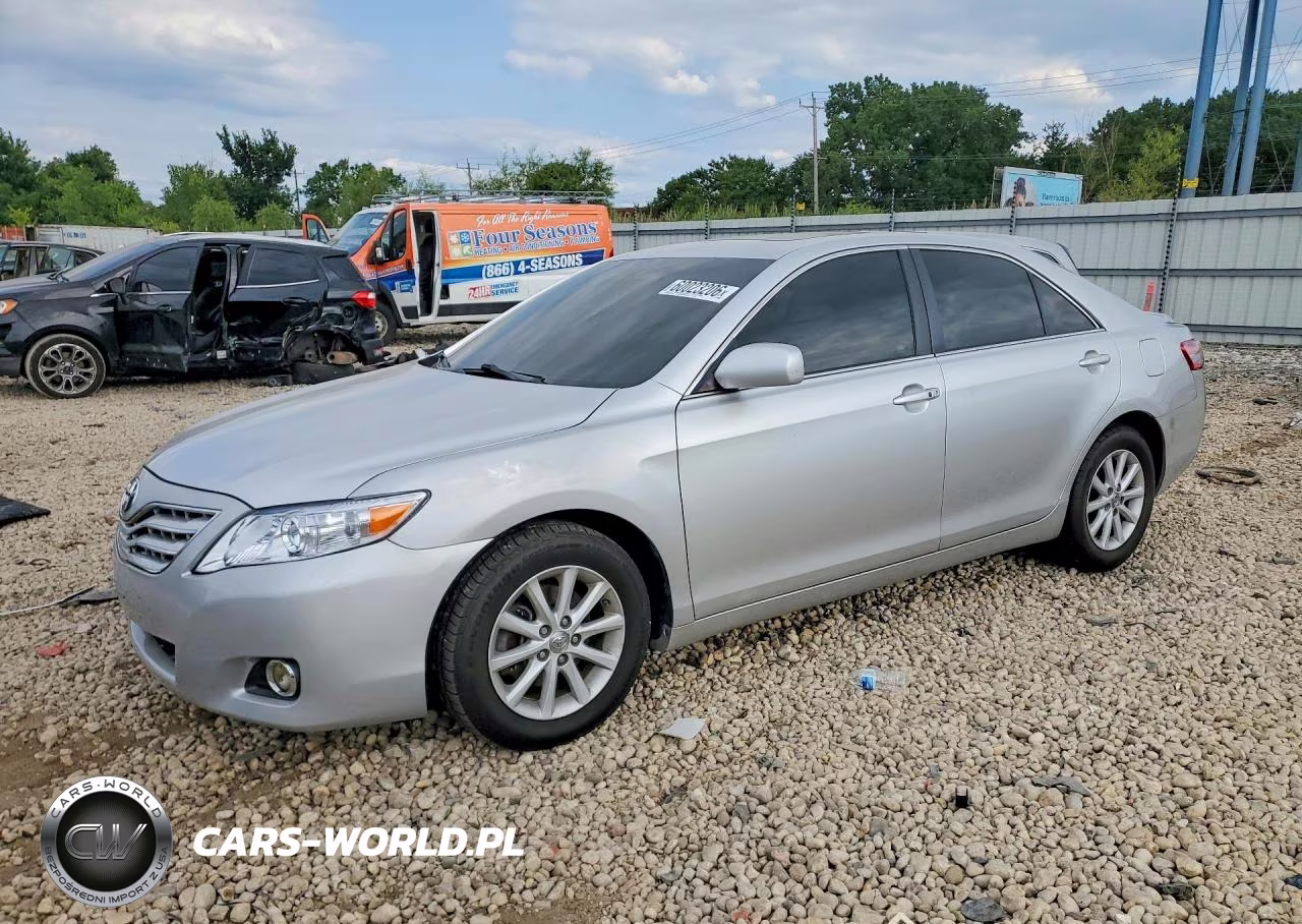 2011 Toyota Camry Xle – zdjęcie 1 z 12