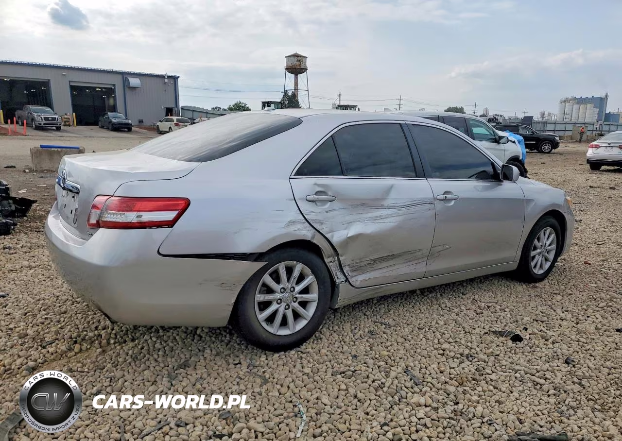 2011 Toyota Camry Xle VIN:4T4BF3EK8BR193918 - 3