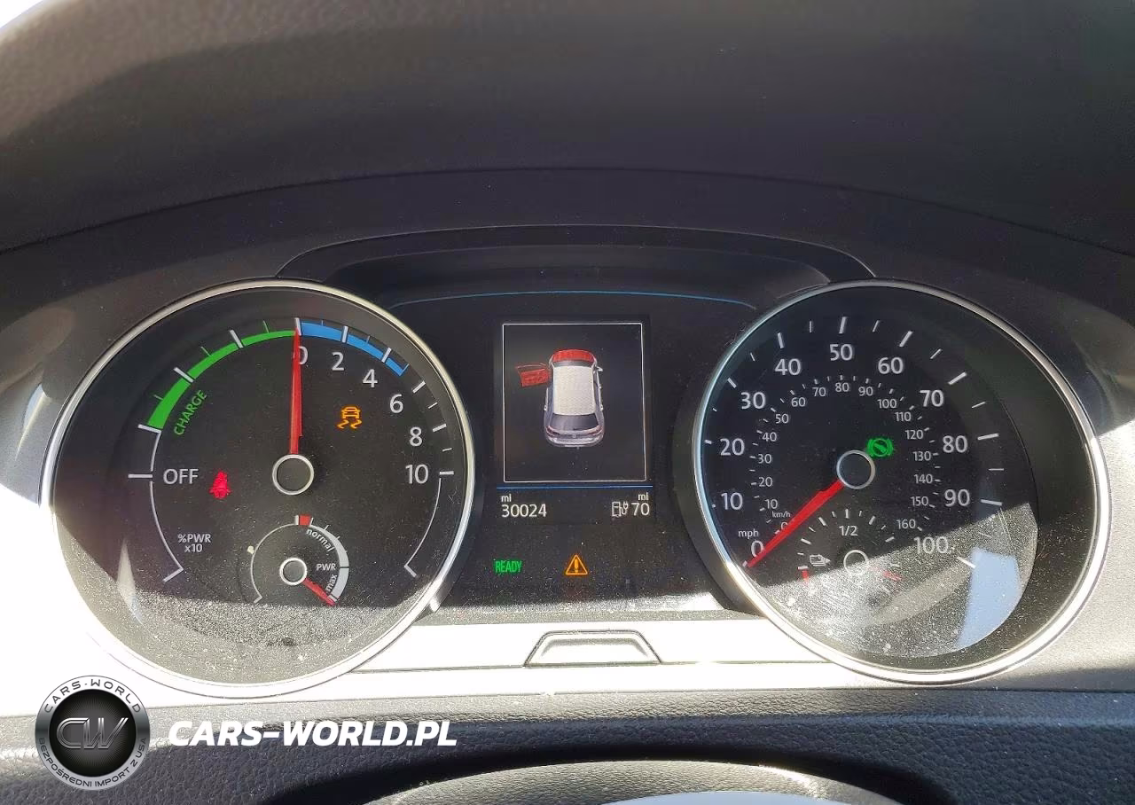 2016 Volkswagen E-Golf Se VIN:WVWKP7AU4GW915570 - 9