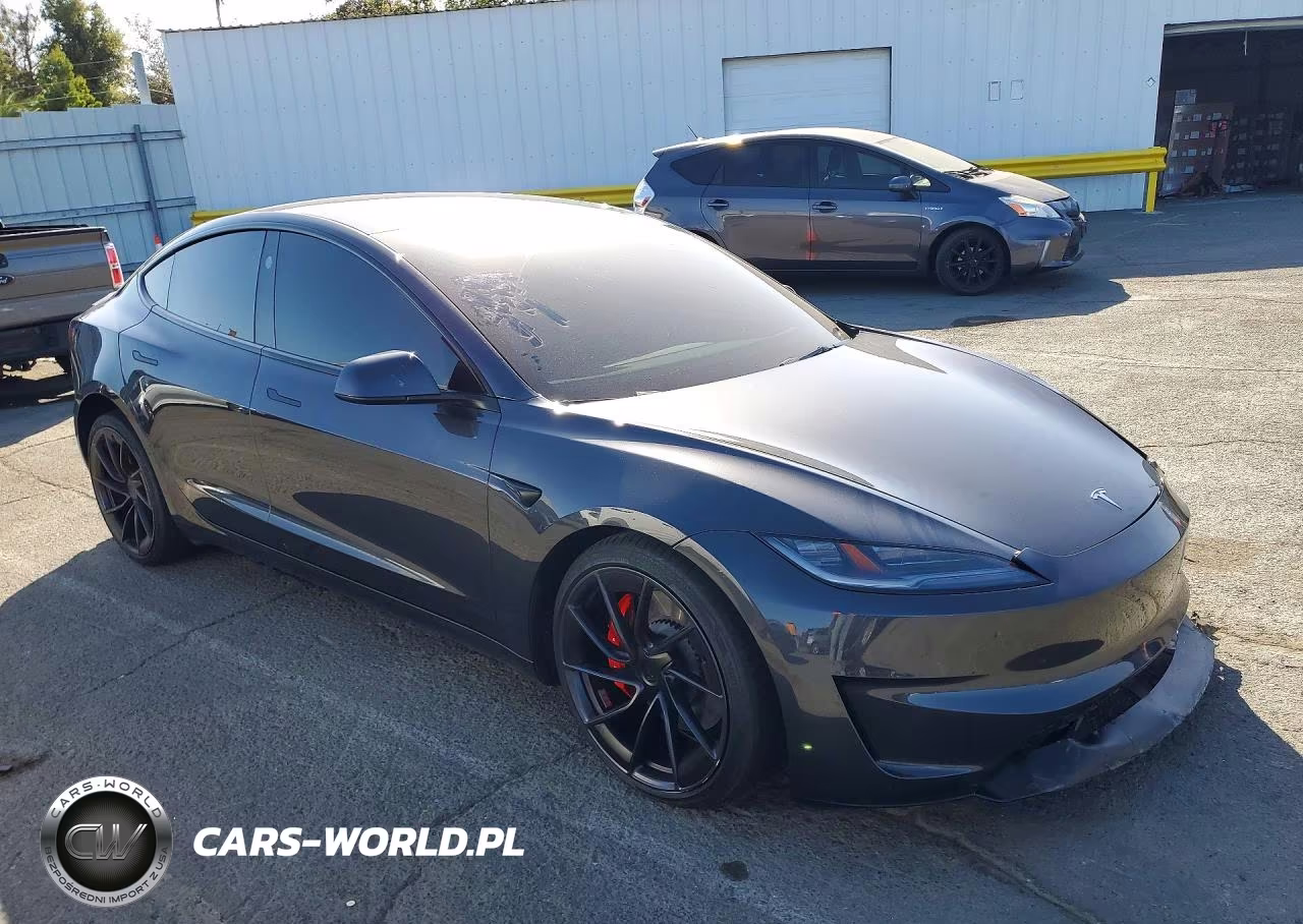 2024 Tesla Model 3 VIN:5YJ3E1ET7RF783632 - 4
