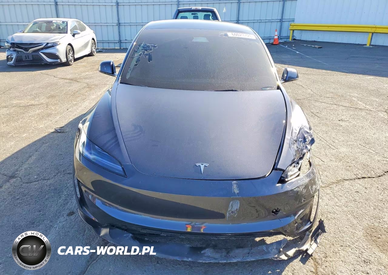 2024 Tesla Model 3 VIN:5YJ3E1ET7RF783632 - 5