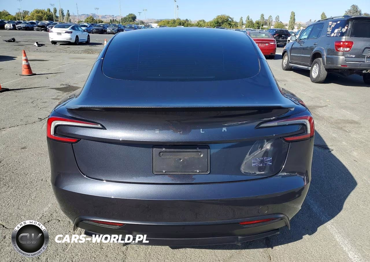 2024 Tesla Model 3 VIN:5YJ3E1ET7RF783632 - 6