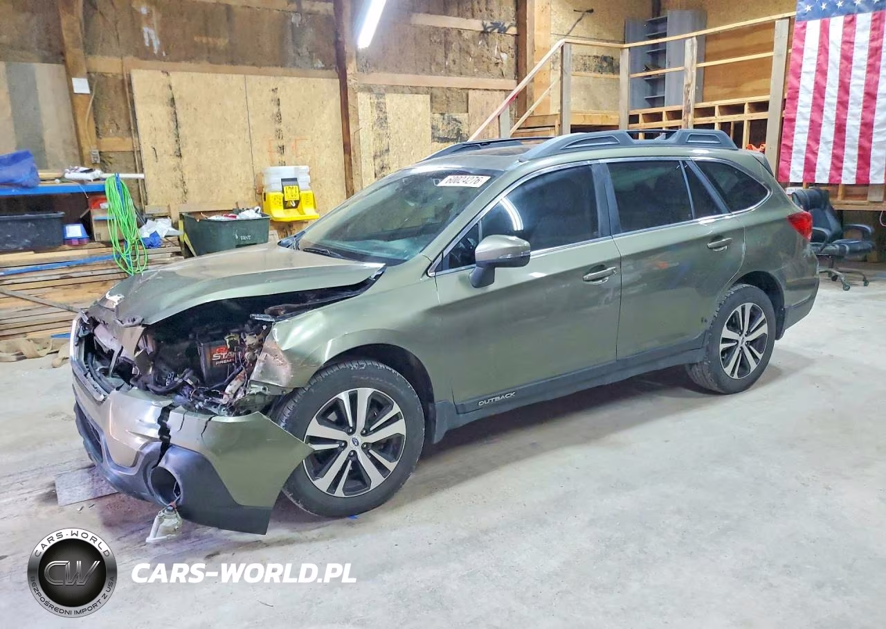 2018 Subaru Outback 3.6R Limited VIN:4S4BSENC7J3203143 - 1