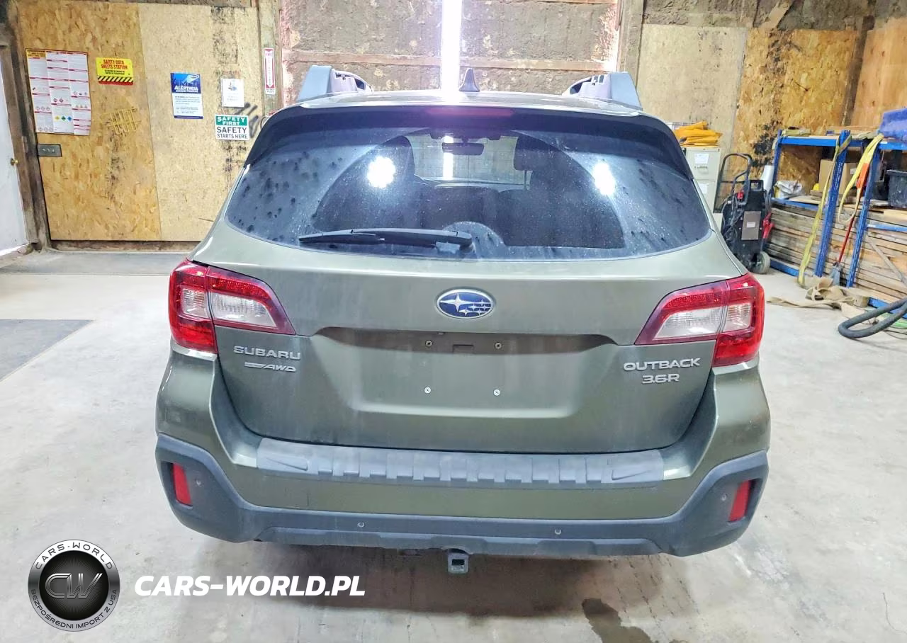 2018 Subaru Outback 3.6R Limited VIN:4S4BSENC7J3203143 - 6