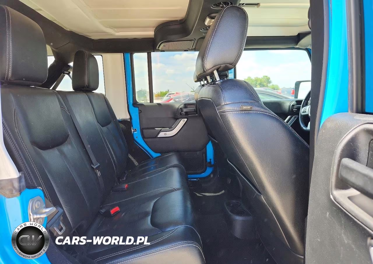 2017 Jeep Wrangler Unlimited Sahara VIN:1C4HJWEG5HL633693 - 10