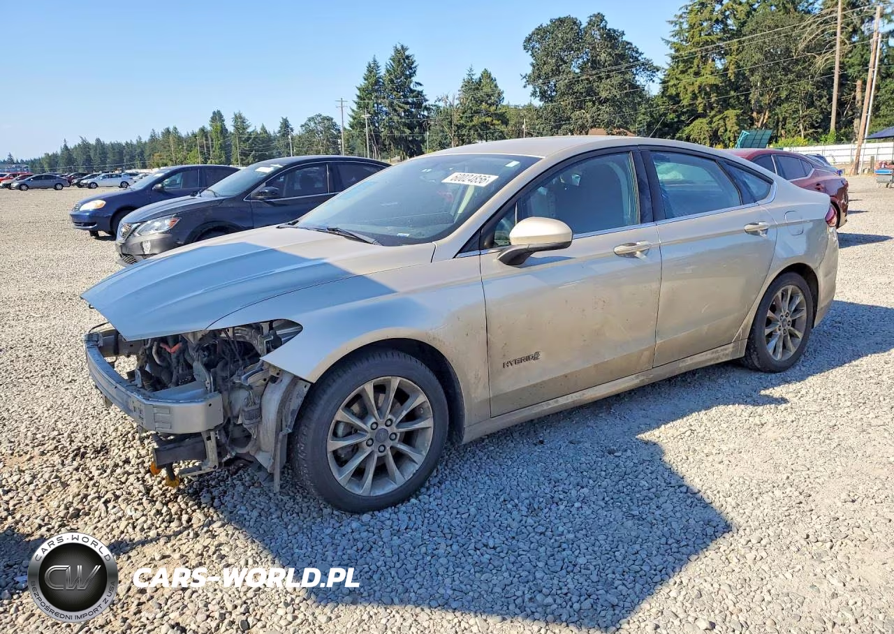 2017 Ford Fusion Se Hybrid – zdjęcie 1 z 13