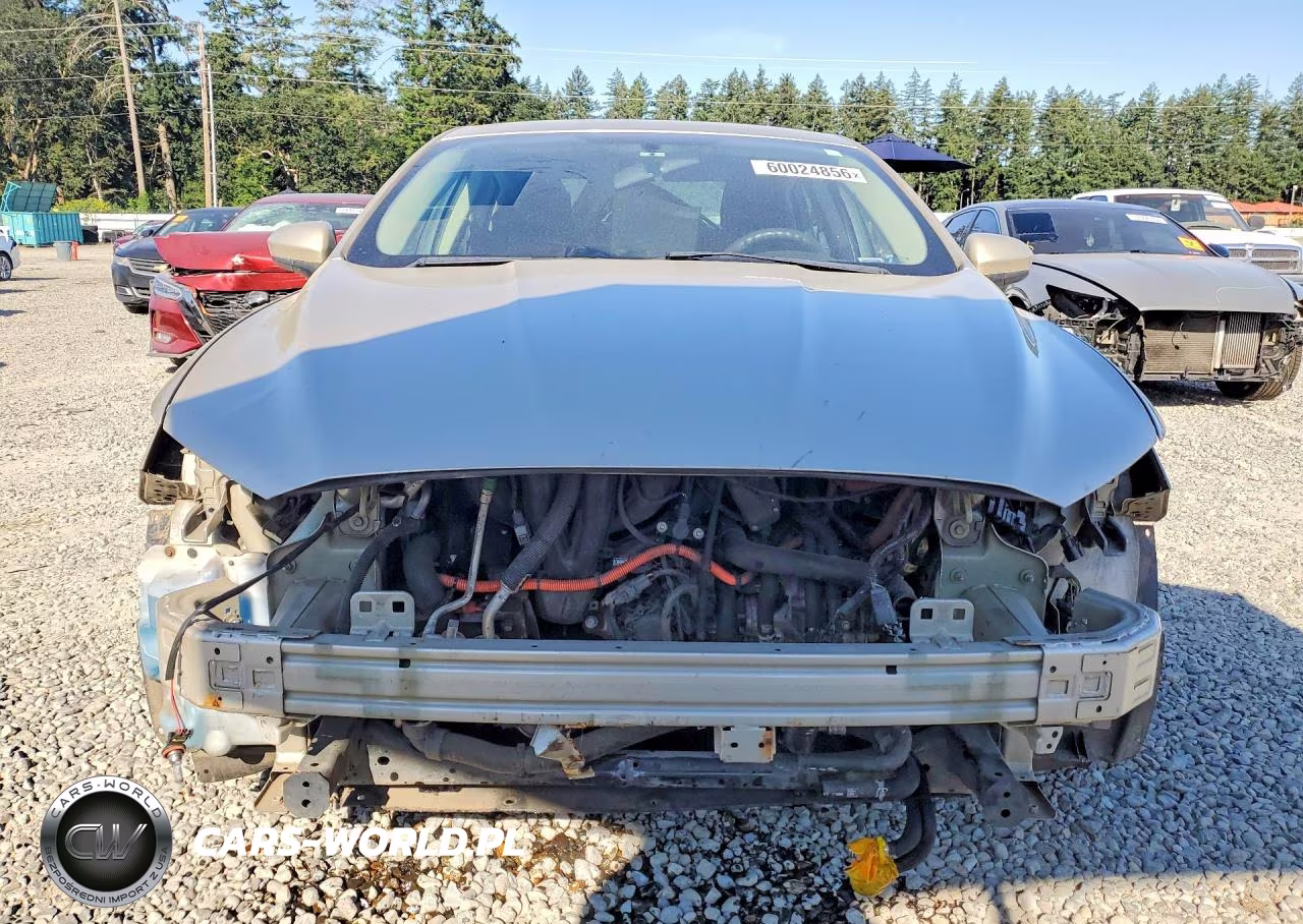 2017 Ford Fusion Se Hybrid VIN:3FA6P0LU7HR110940 - 5