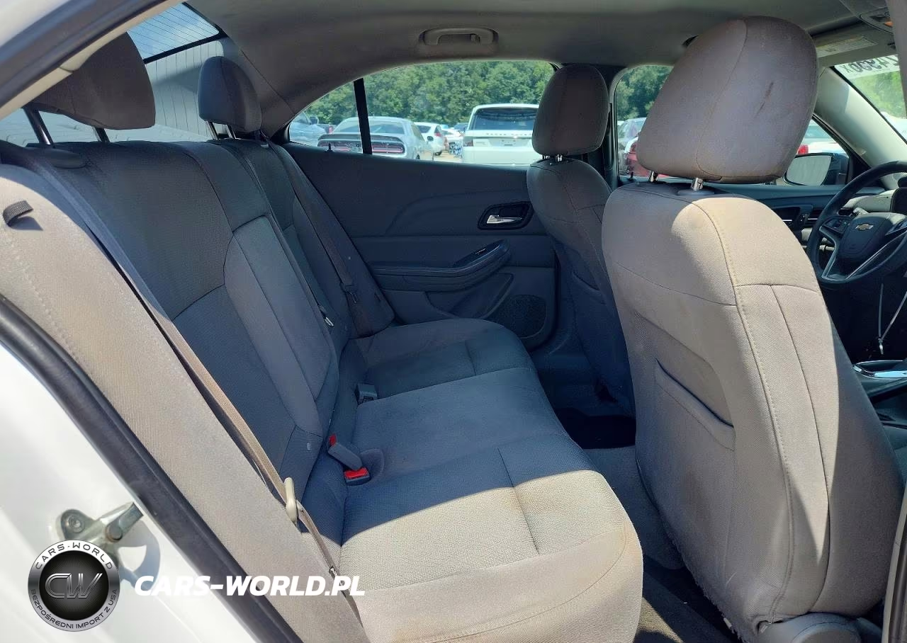 2015 Chevrolet Malibu Ls VIN:1G11B5SL0FF121323 - 10
