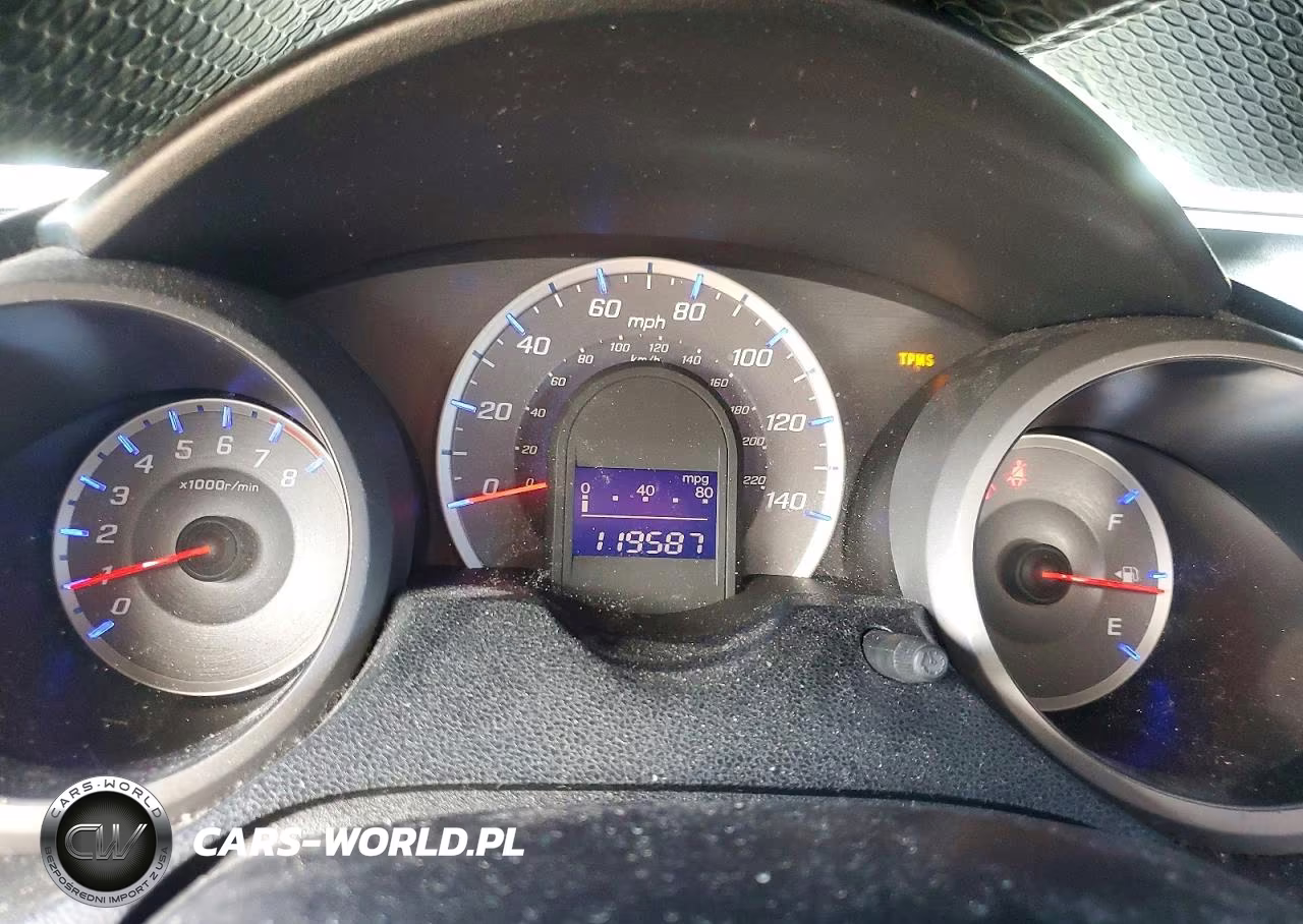 2010 Honda Fit VIN:JHMGE8H29AS017520 - 9