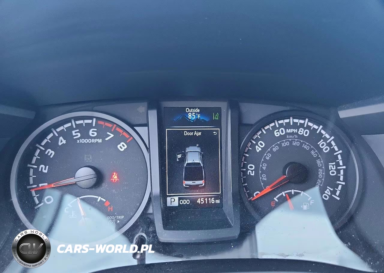 2023 Toyota Tacoma Sr V6 VIN:3TMCZ5AN7PM608535 - 9