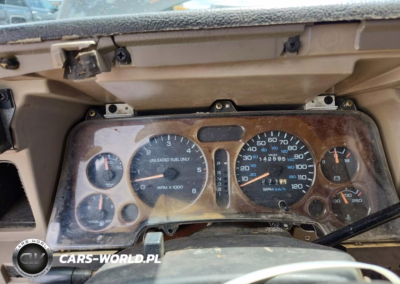 1996 Dodge Ram 1500 VIN:3B7HF13Y1TG144553 - 9