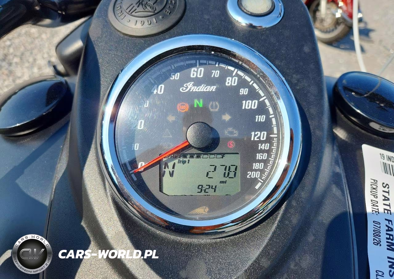 2019 Indian Motorcycle Co. Chief Dark Horse VIN:56KCCDAA5K3370049 - 7