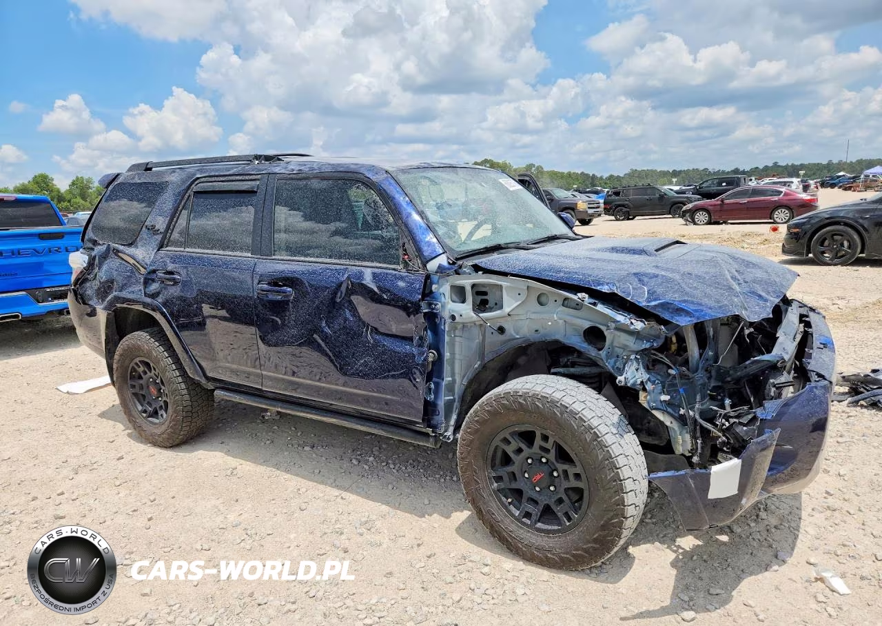 2024 Toyota 4Runner Trd Off-Road VIN:JTEPU5JR2R6233428 - 4