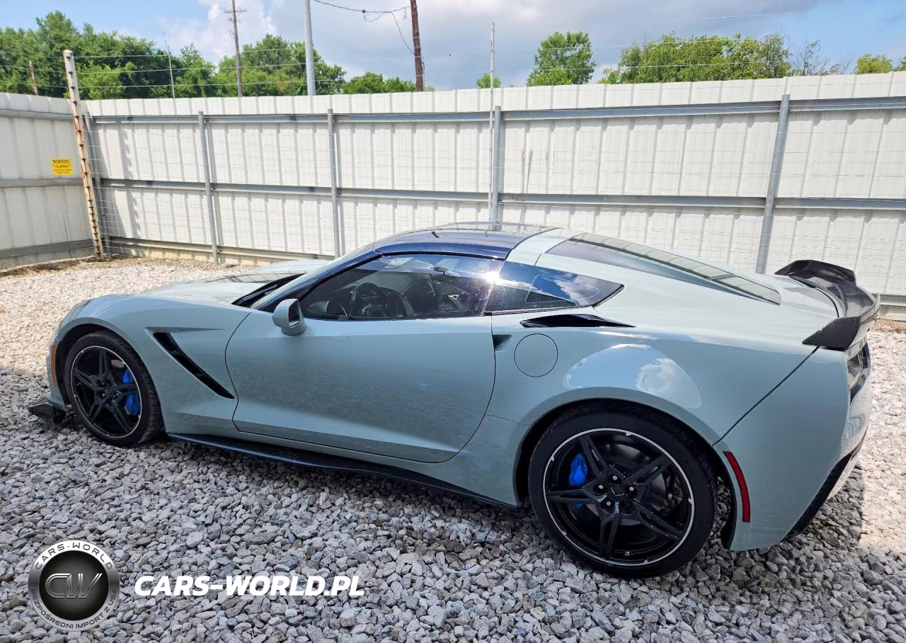 2017 Chevrolet Corvette VIN:1G1YD2D76H5111038 - 2