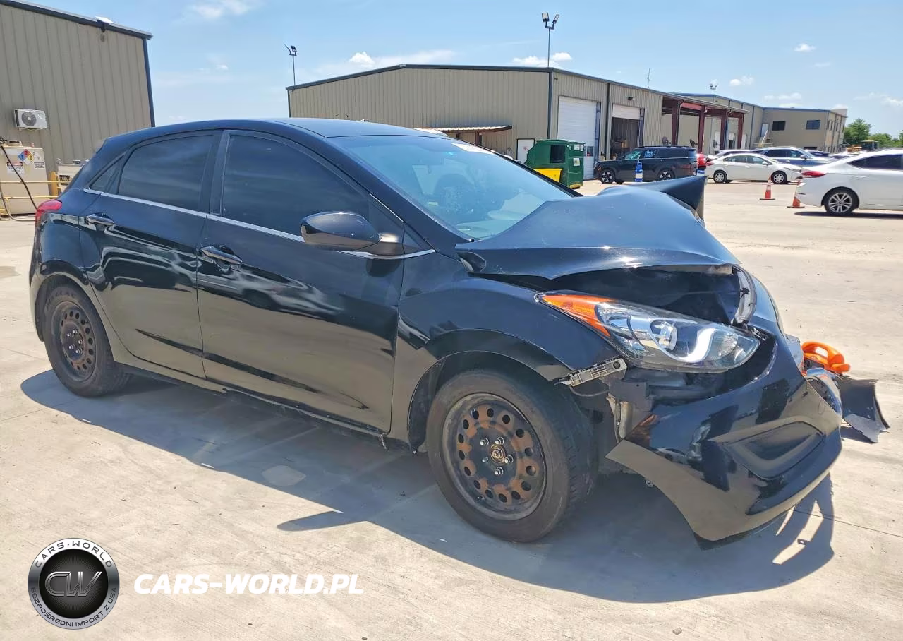 2016 Hyundai Elantra Gt Base VIN:KMHD35LH0GU309604 - 4