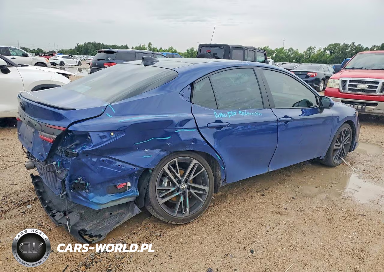 2025 Toyota Camry Xse VIN:4T1DAACK1SU006558 - 3