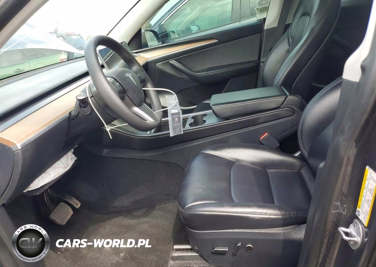 2023 Tesla Model Y VIN:7SAYGDEE3PF869779 - 7