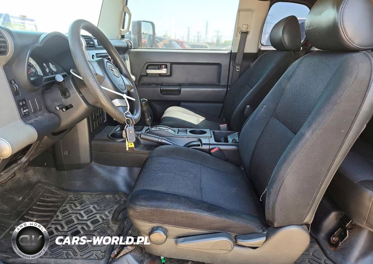 2007 Toyota Fj Cruiser Base VIN:JTEBU11F170098645 - 7