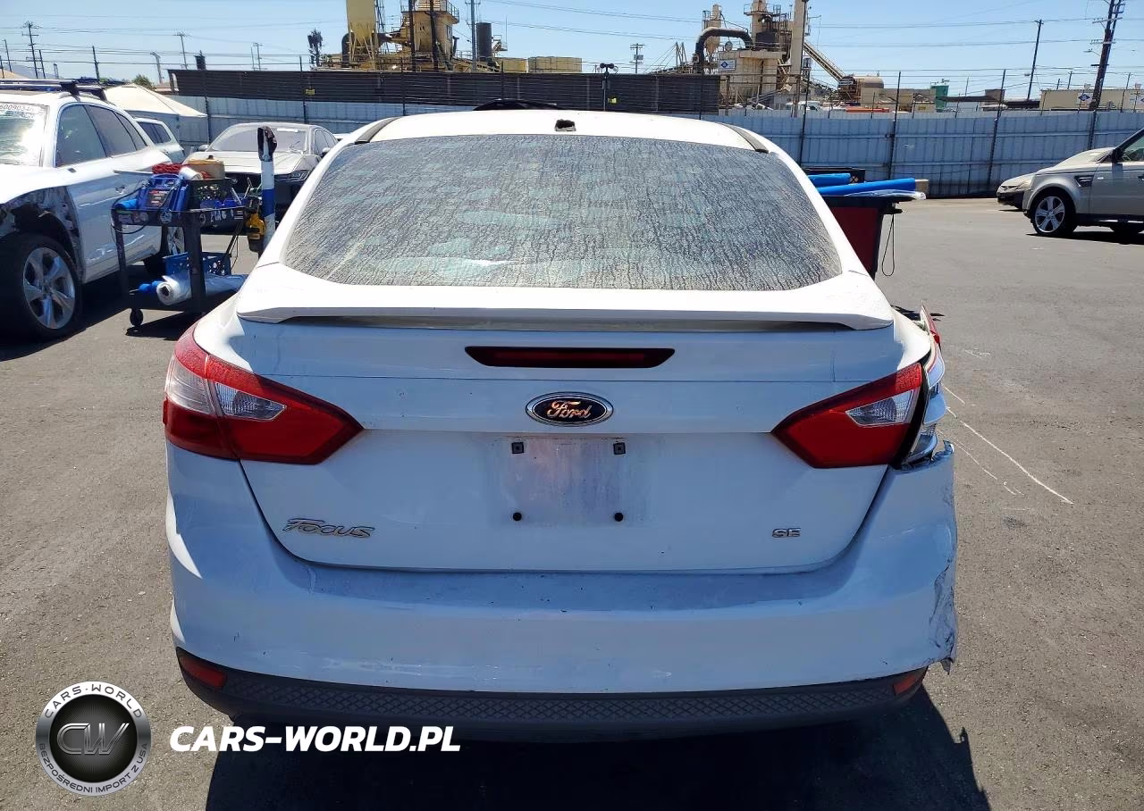 2014 Ford Focus Se VIN:1FADP3F28EL355484 - 6