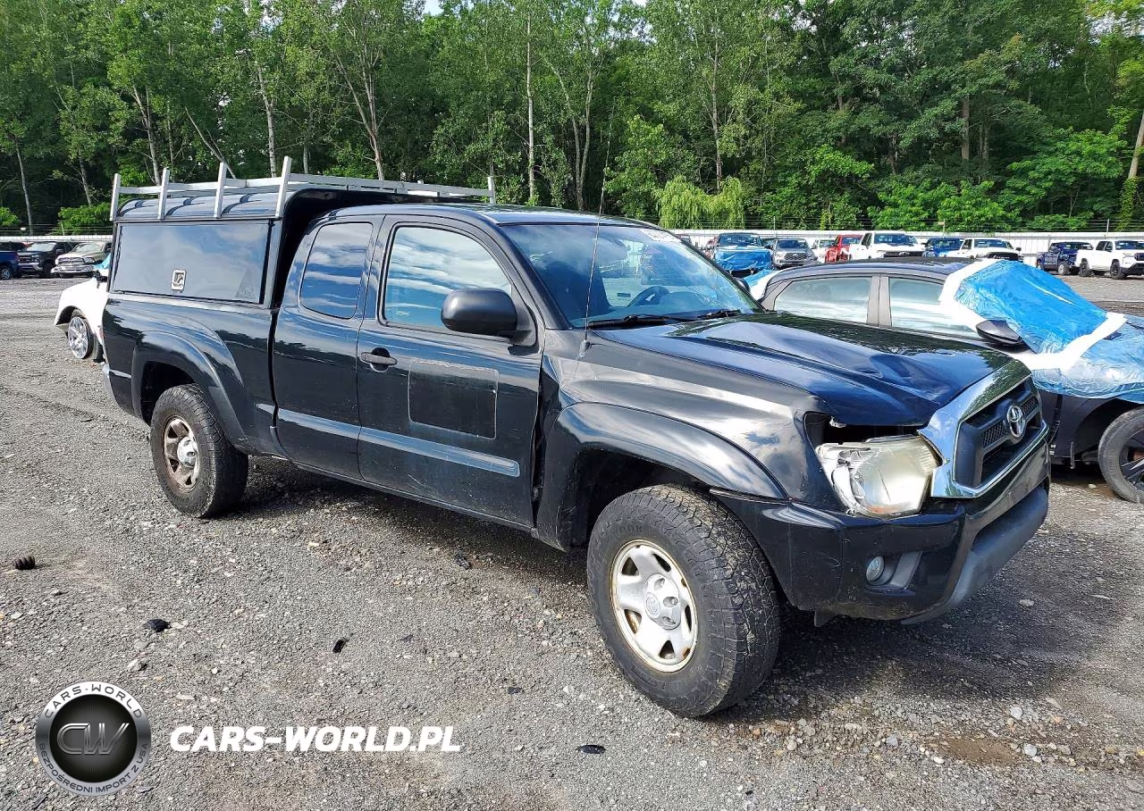 2013 Toyota Tacoma VIN:5TFUU4EN2DX071554 - 4