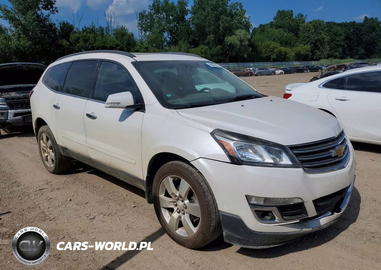2017 Chevrolet Traverse VIN:1GNKRGKD5HJ334996 - 4