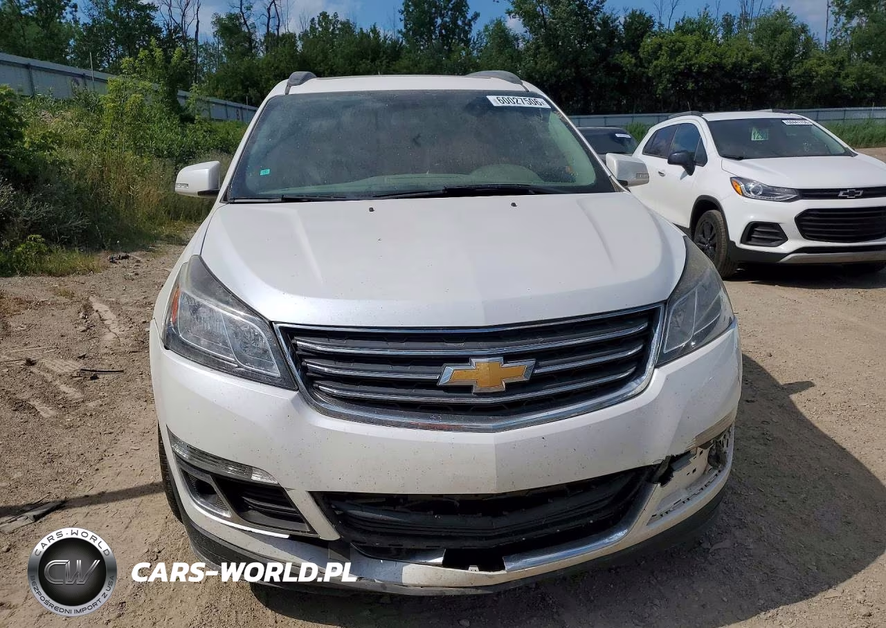 2017 Chevrolet Traverse VIN:1GNKRGKD5HJ334996 - 5