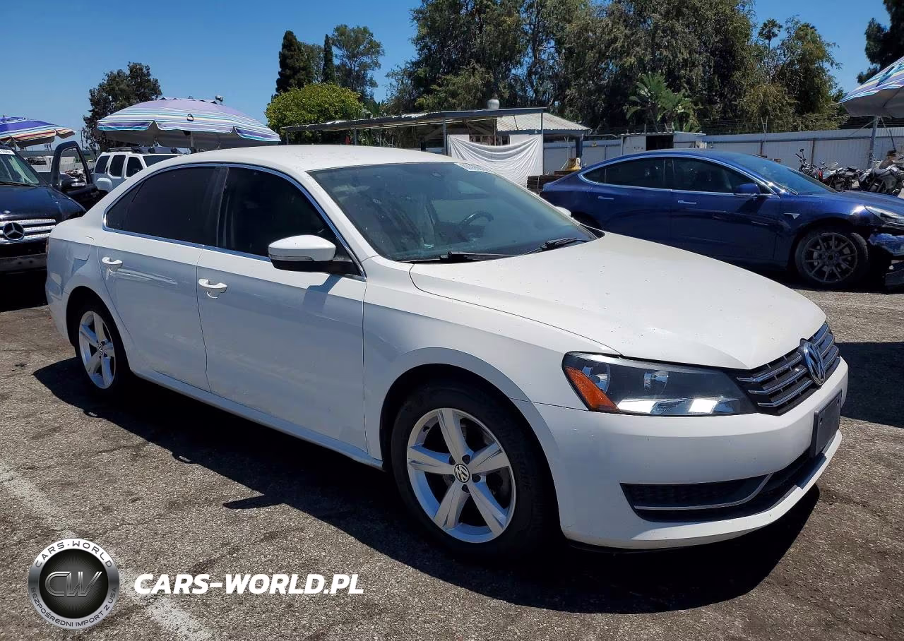 2015 Volkswagen Passat Se VIN:1VWBV7A36FC057884 - 4