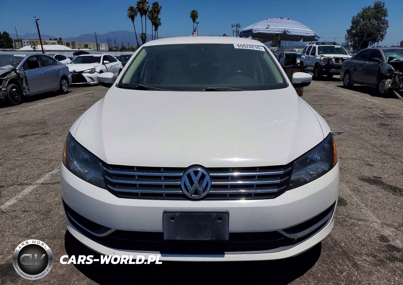 2015 Volkswagen Passat Se VIN:1VWBV7A36FC057884 - 5