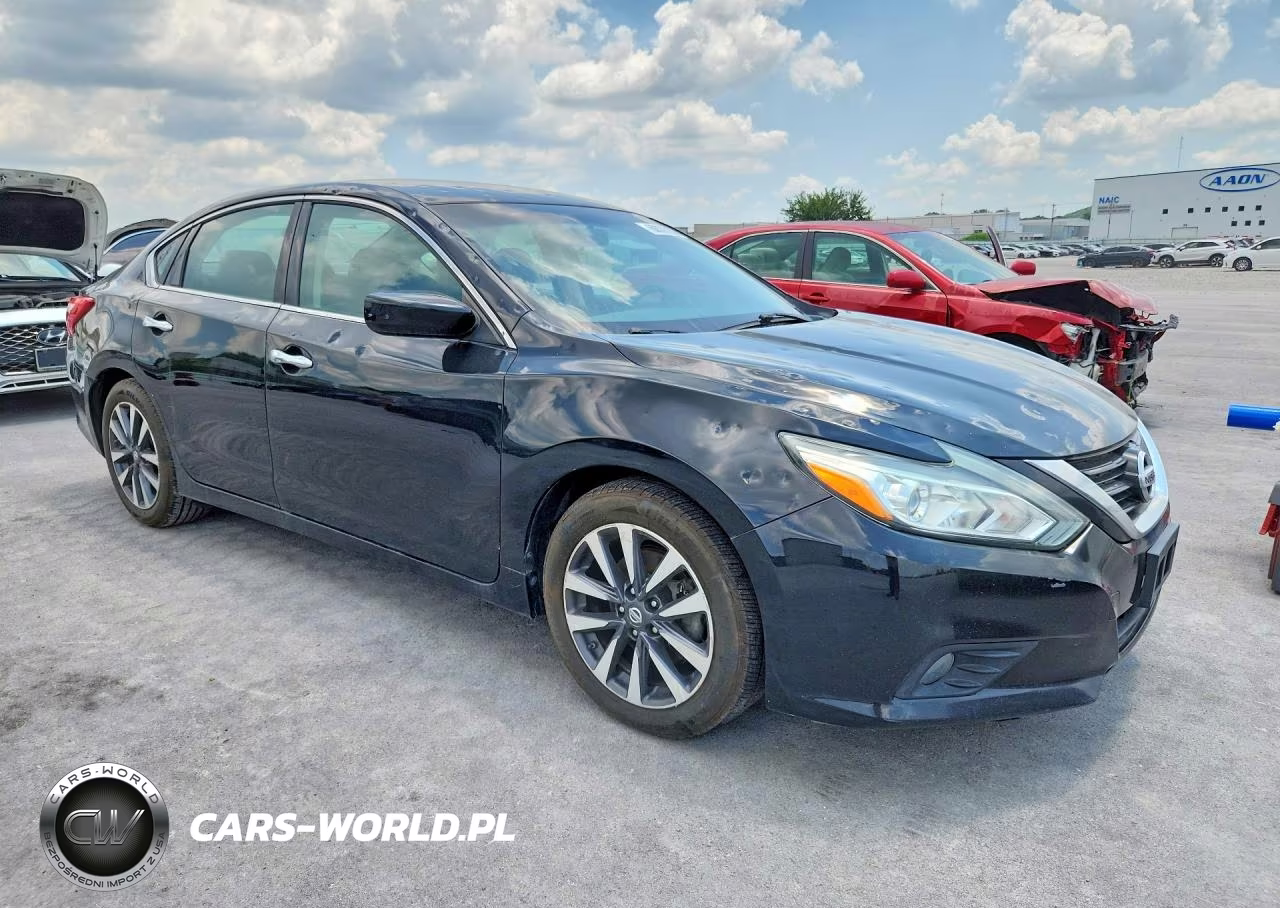 2017 Nissan Altima 2.5 VIN:1N4AL3AP4HC204907 - 4