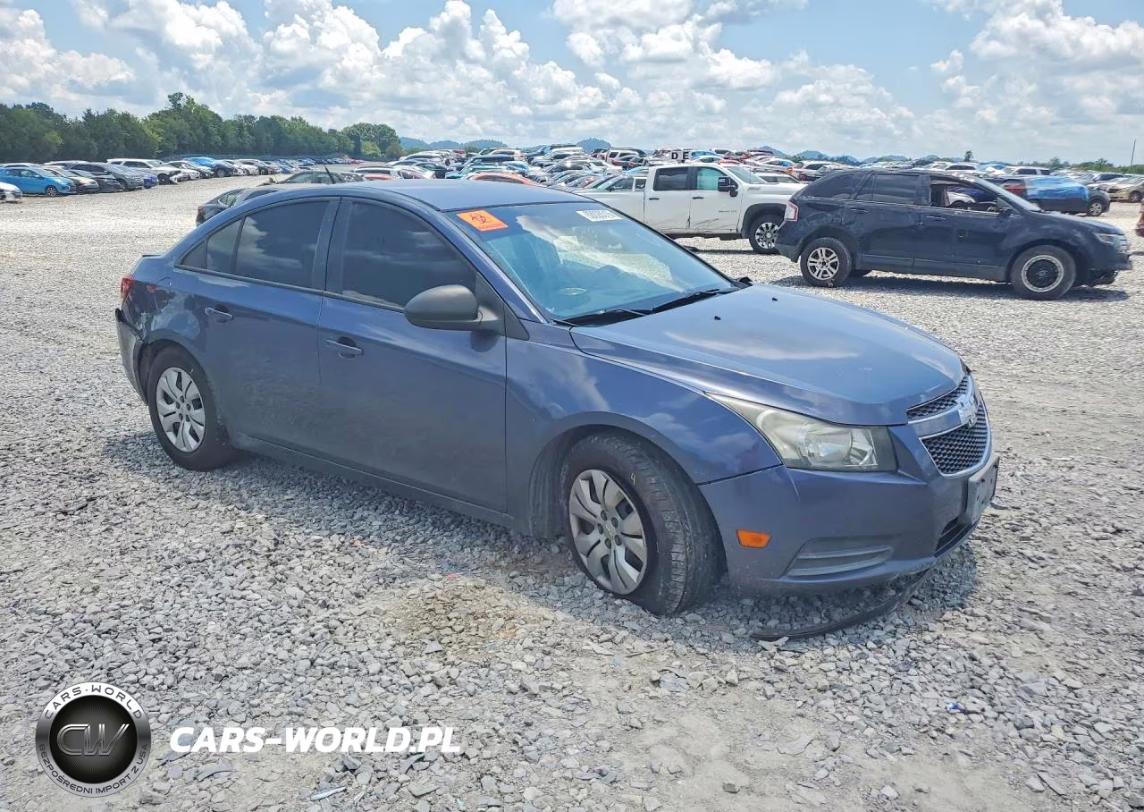 2013 Chevrolet Cruze Ls VIN:1G1PA5SH6D7265765 - 4