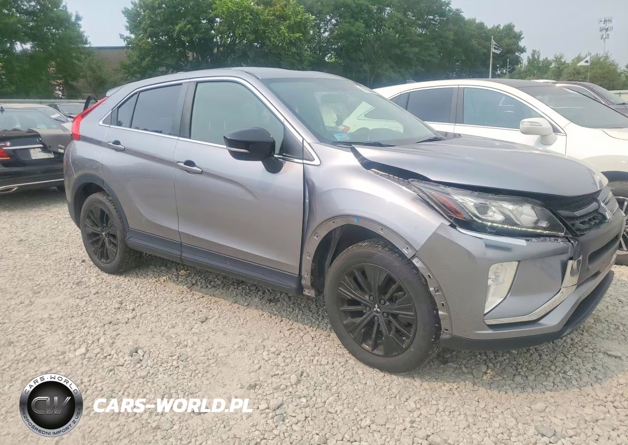 2018 Mitsubishi Eclipse Cross Le VIN:JA4AT4AAXJZ048641 - 4