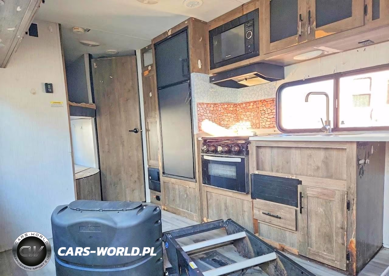 2021 Heartland Pioneer - Camper VIN:5SFPB3029ME461540 - 6