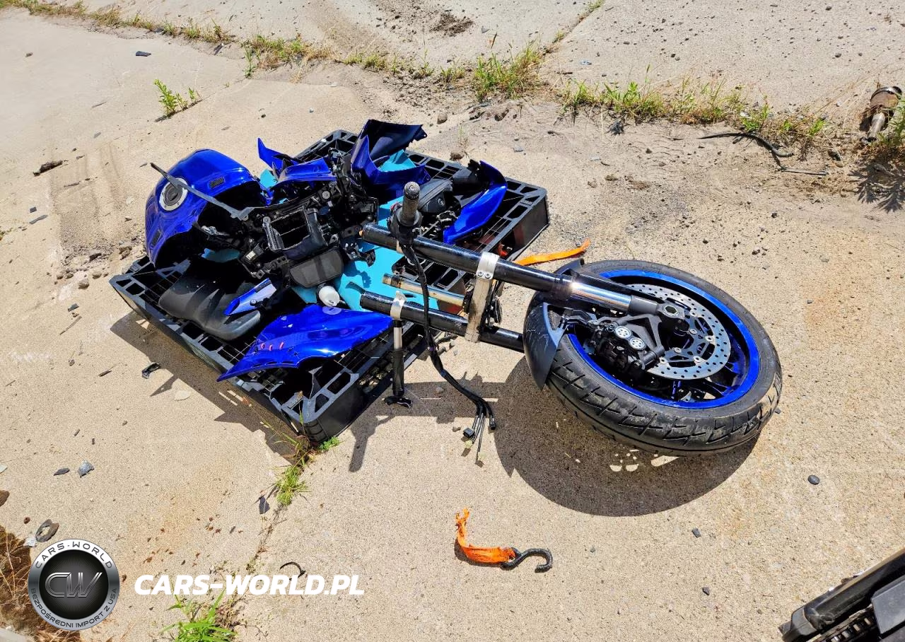 2022 Yamaha Yzfr1 VIN:JYARN66E1NA002061 - 8