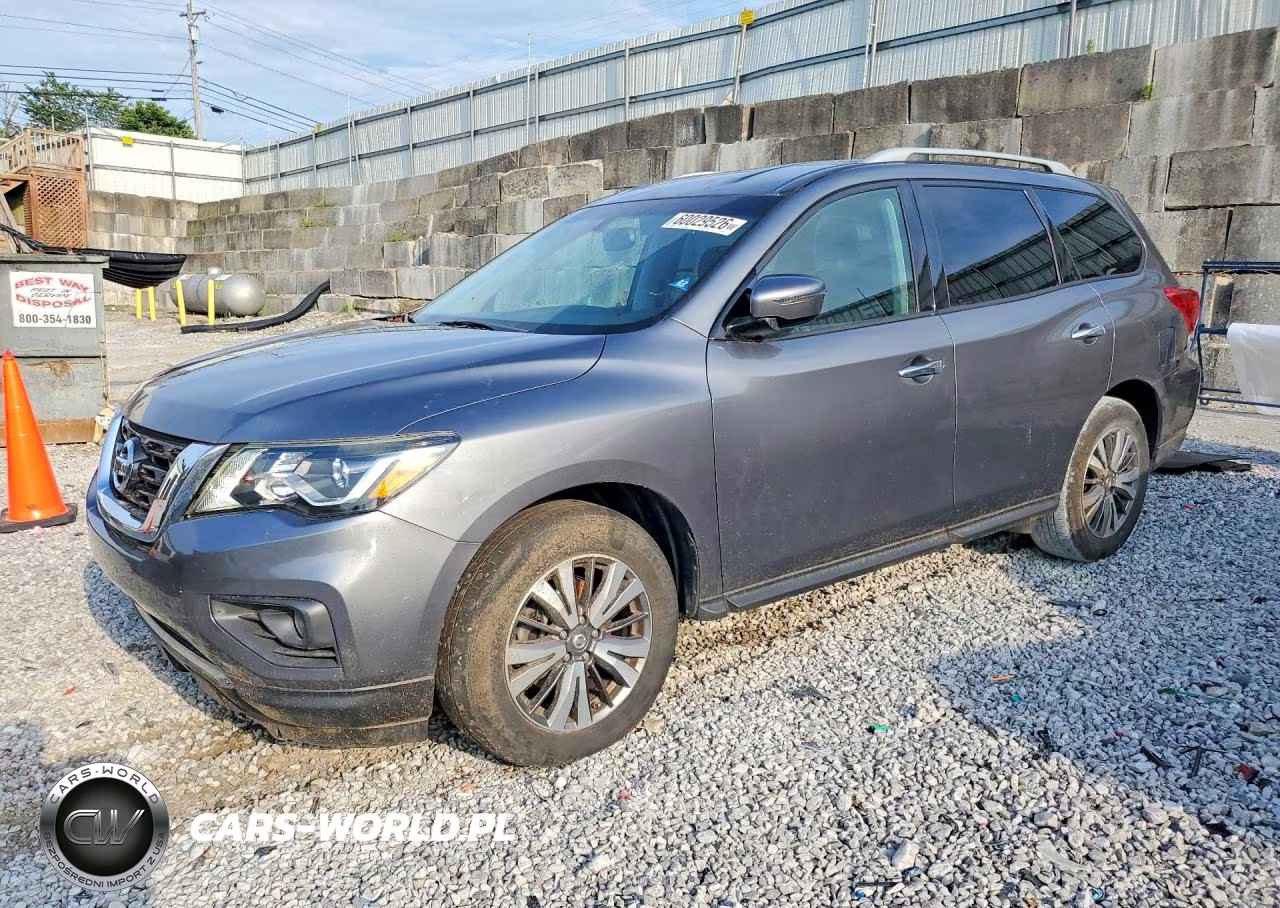 2017 Nissan Pathfinder Sv – zdjęcie 1 z 13