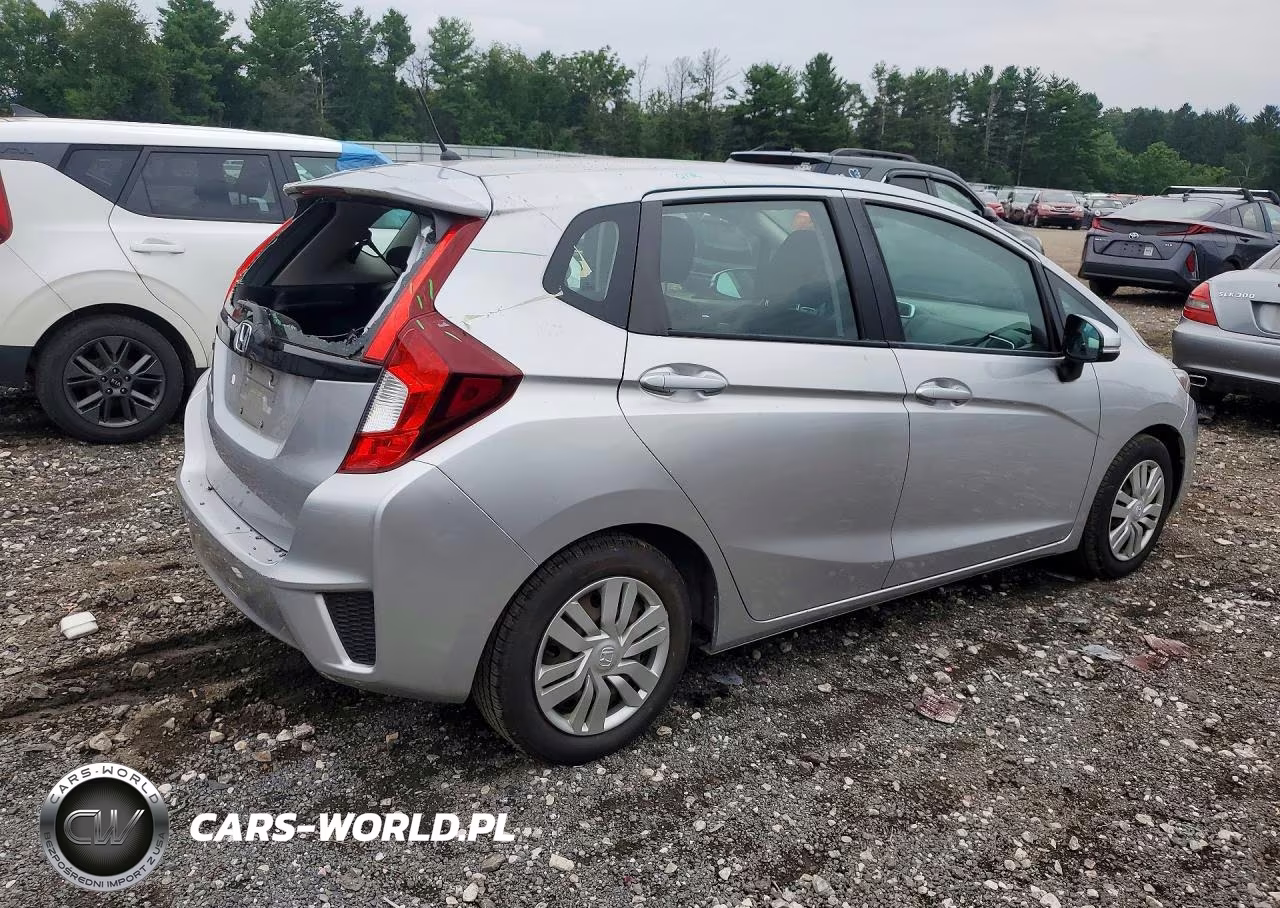 2015 Honda Fit Lx VIN:3HGGK5H54FM784325 - 3