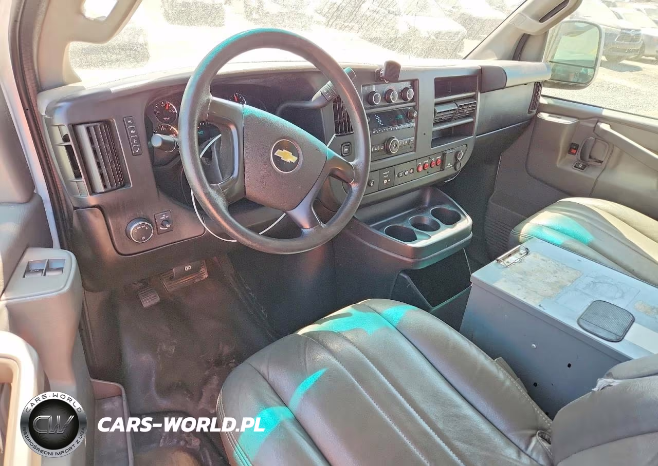 2016 Chevrolet Express 25 VIN:1GCWGAFF8G1198239 - 8