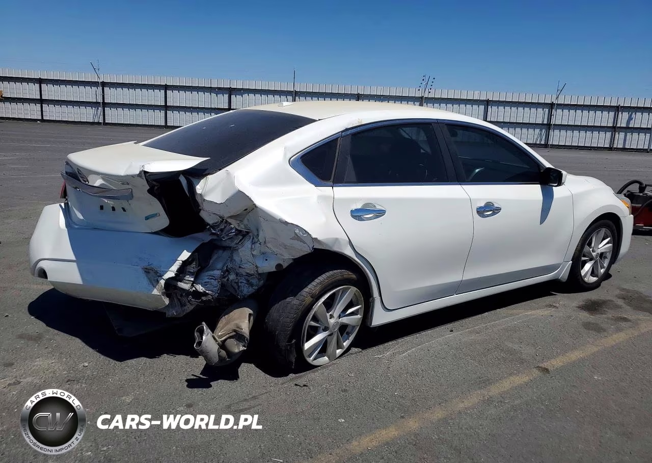 2013 Nissan Altima VIN:1N4AL3AP4DN499084 - 3