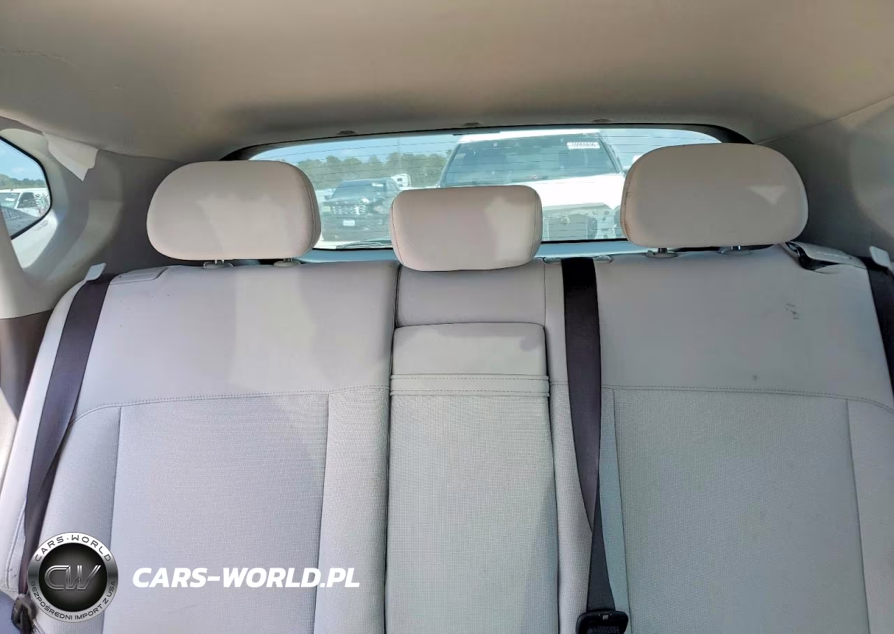 2025 Hyundai Kona Se VIN:KM8HA3AB1SU261274 - 10