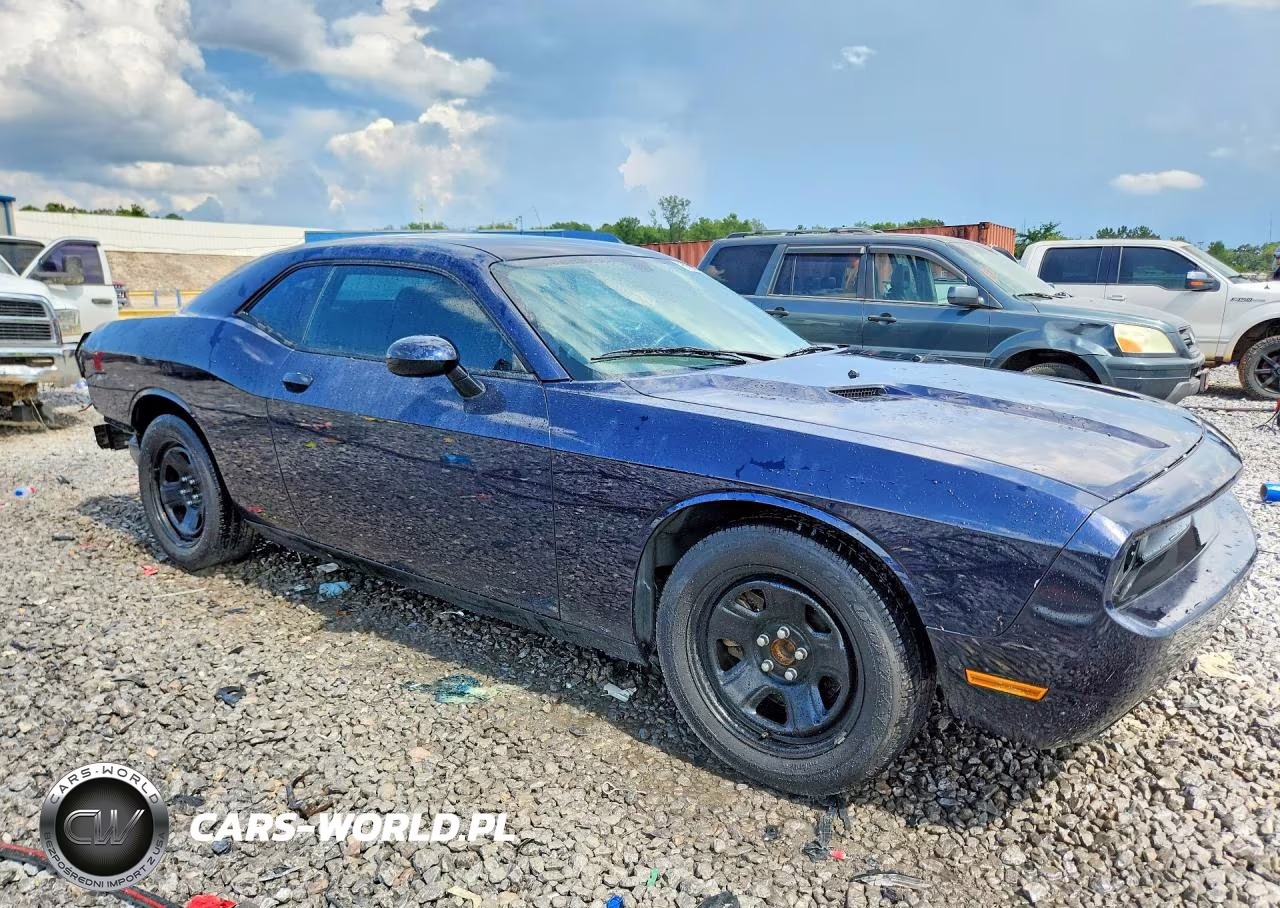 2012 Dodge Challenger Sxt VIN:2C3CDYAG2CH161899 - 4