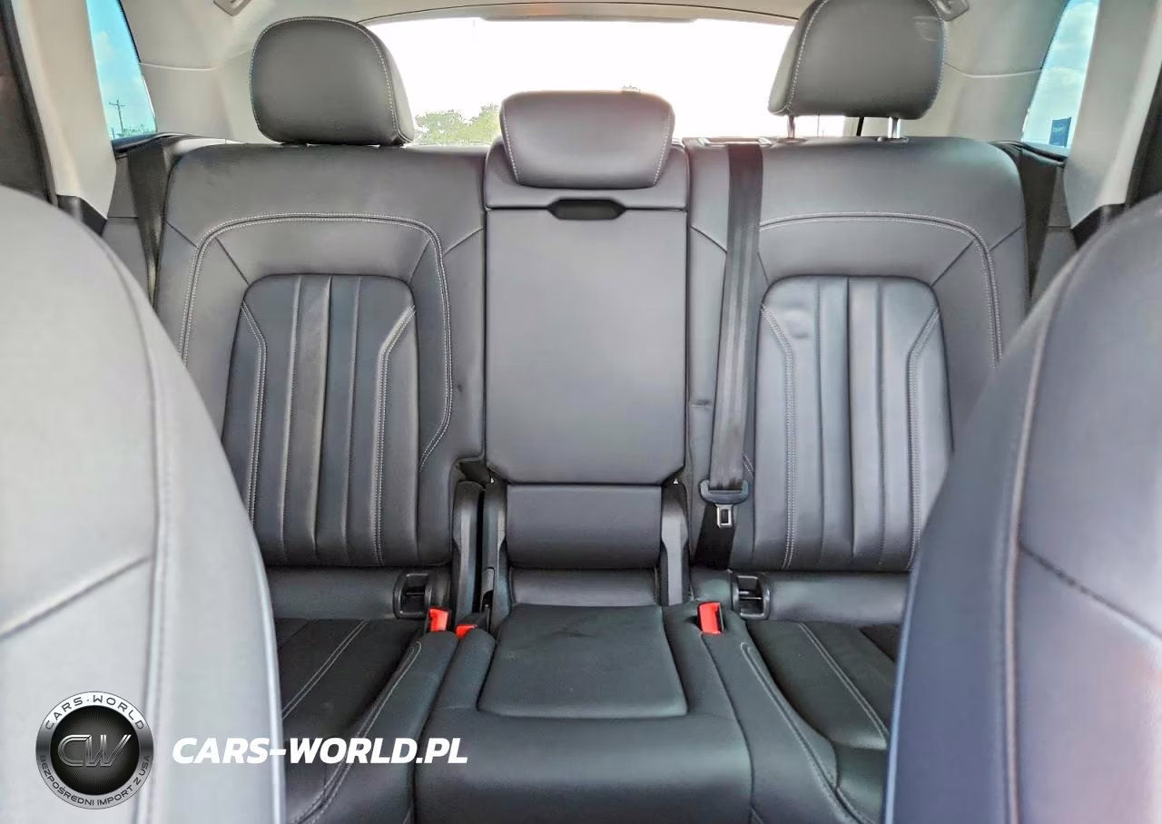 2022 Audi Q5 Premium Plus 45 VIN:WA1EAAFY9N2137353 - 10