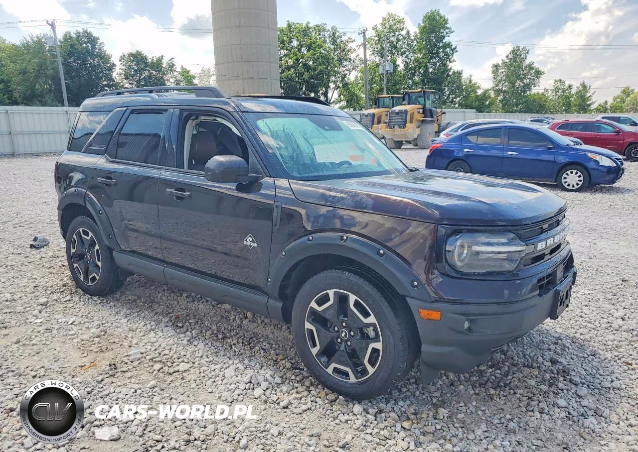 2021 Ford Bronco Sport Outer Banks VIN:3FMCR9C62MRB23999 - 4